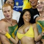 brazilian_female_fan_06.jpg