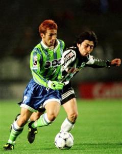 12年ぶり「ベルマーレのヒデ」復活 J1に昇格する湘南が中田英寿氏率いる「TAKE　ACTION　FC」と昇格記念試合を開催
